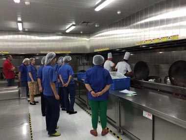 總結進取，追求卓越——我公司某卷煙廠餐廳受到甲方表揚