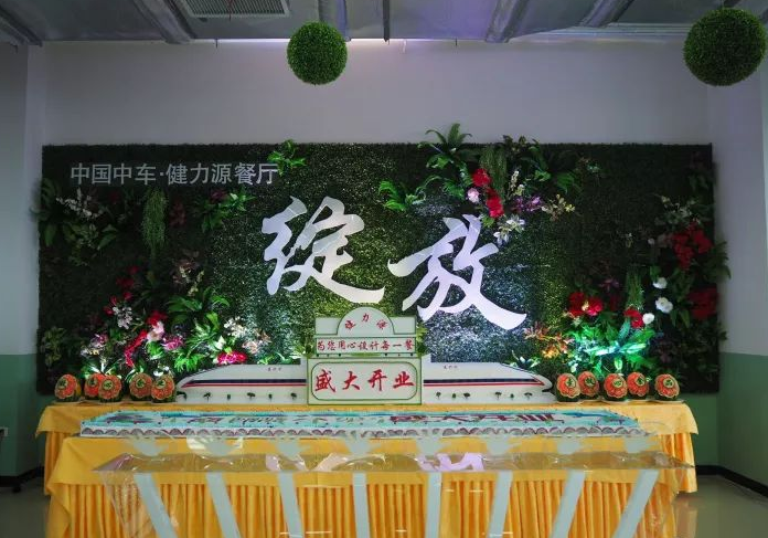 精美的開業(yè)展臺(tái)